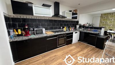 Chambre - 11 m² - 1 pièce