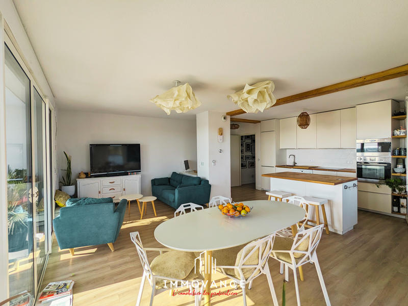 Appartement - 80 m² - 3 pièces