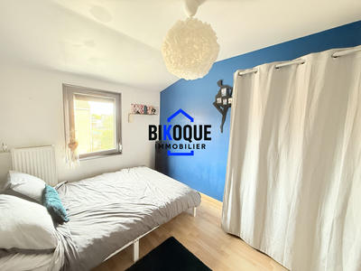 Maison - 75 m² - 5 pièces