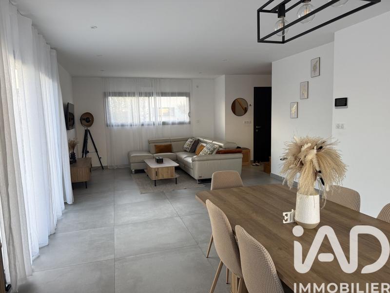 Maison - 160 m² - 6 pièces