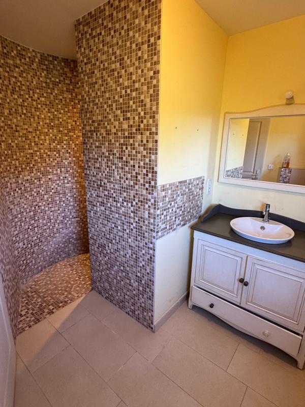 Maison contemporaine - 213 m² - 8 pièces