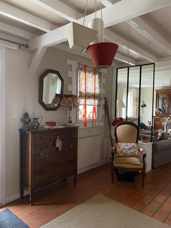 Maison traditionnelle - 220 m² - 10 pièces