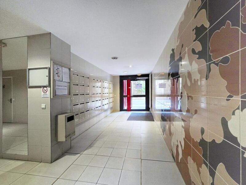 Parking / Garage - 13 m²