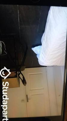 Chambre - 9 m² - 1 pièce