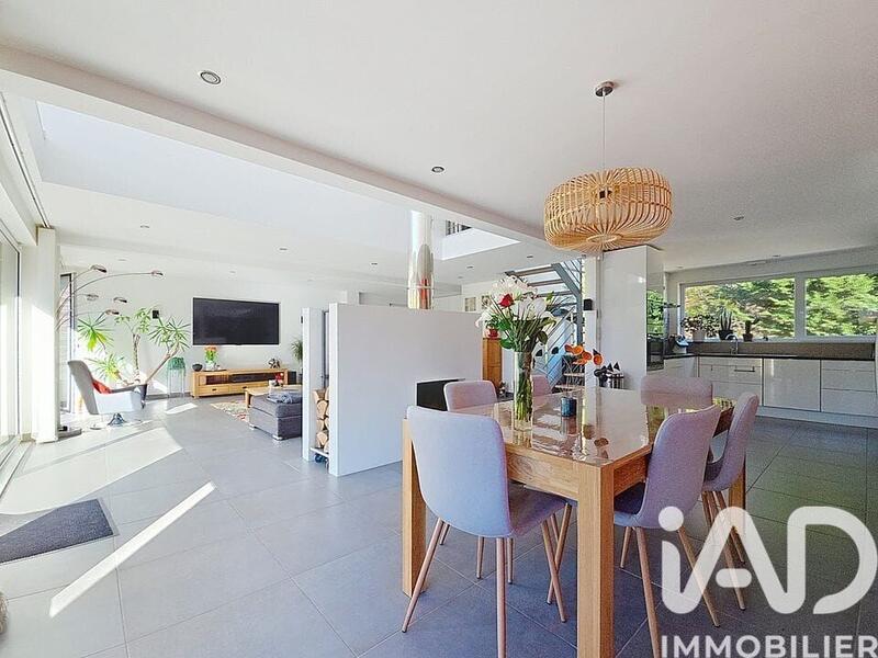 Maison de maîtres - 200 m² - 6 pièces