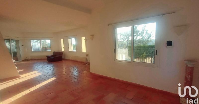 Maison - 215 m² - 5 pièces