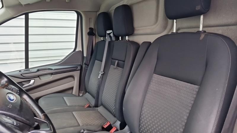 Ford Transit Custom 300 L1h1 2.0 Ecoblue 130 Bva Trend