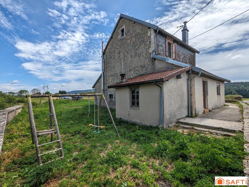 Maison de village - 170 m² - 8 pièces