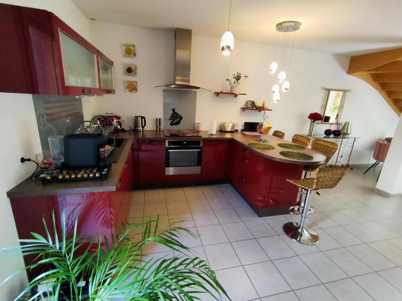 Maison - 88 m² - 5 pièces