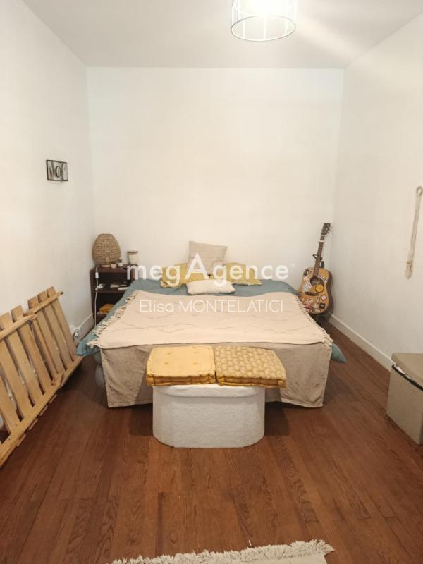 Maison de village - 255 m² - 8 pièces