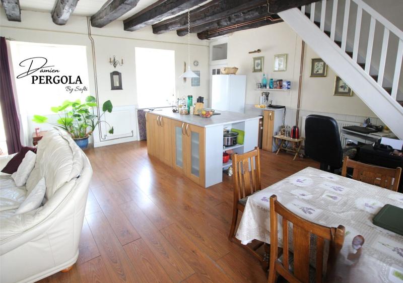 Maison - 237 m² - 11 pièces