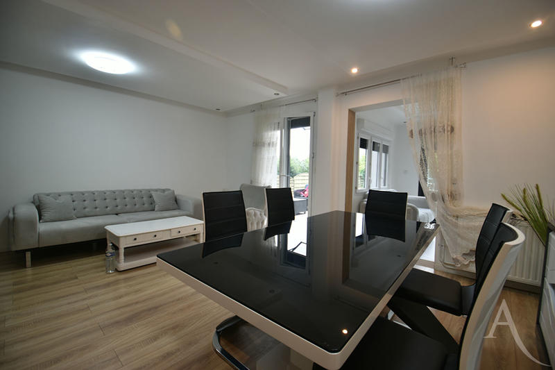 Maison - 105 m² - 6 pièces