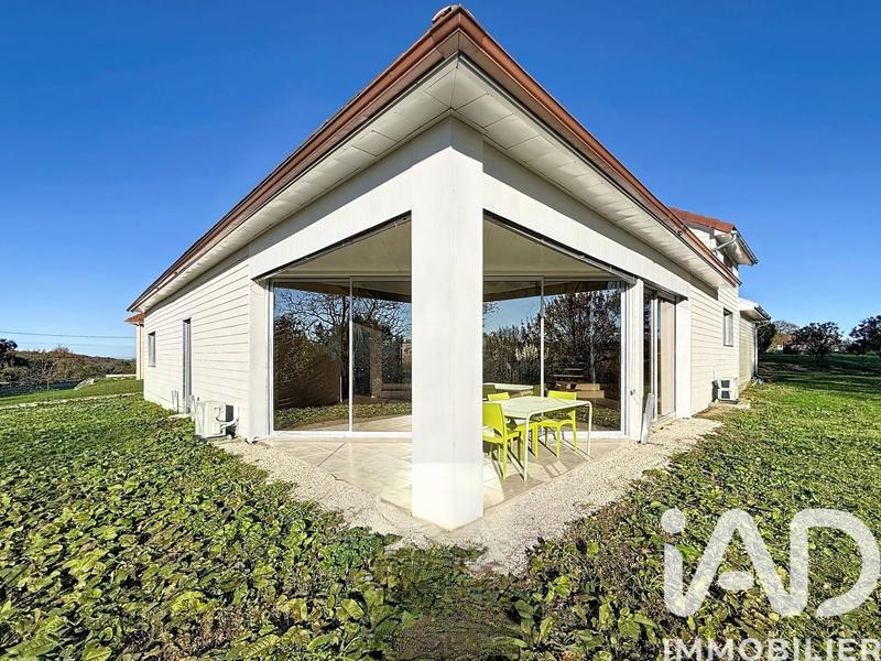 Maison - 191 m² - 5 pièces