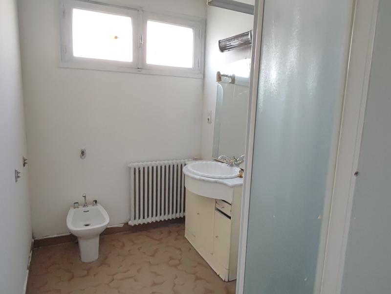 Maison - 180 m² - 8 pièces