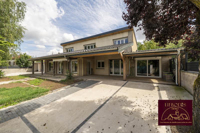 Maison - 190 m² - 5 pièces