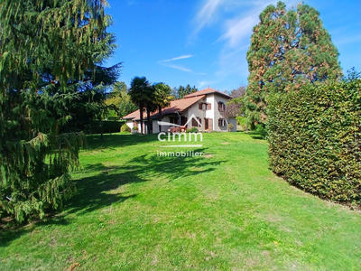 Villa - 170 m² - 6 pièces