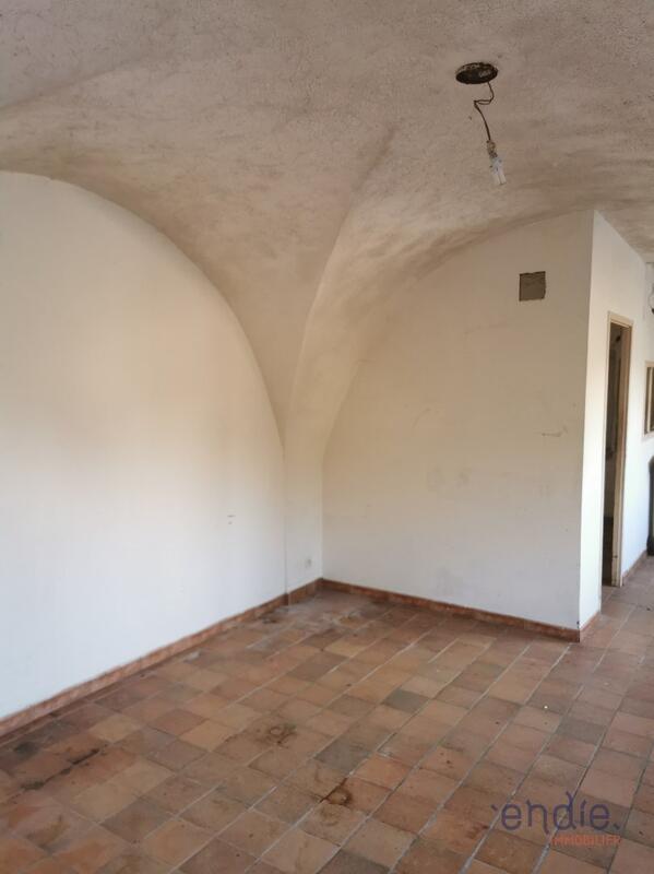 Maison - 200 m² - 8 pièces