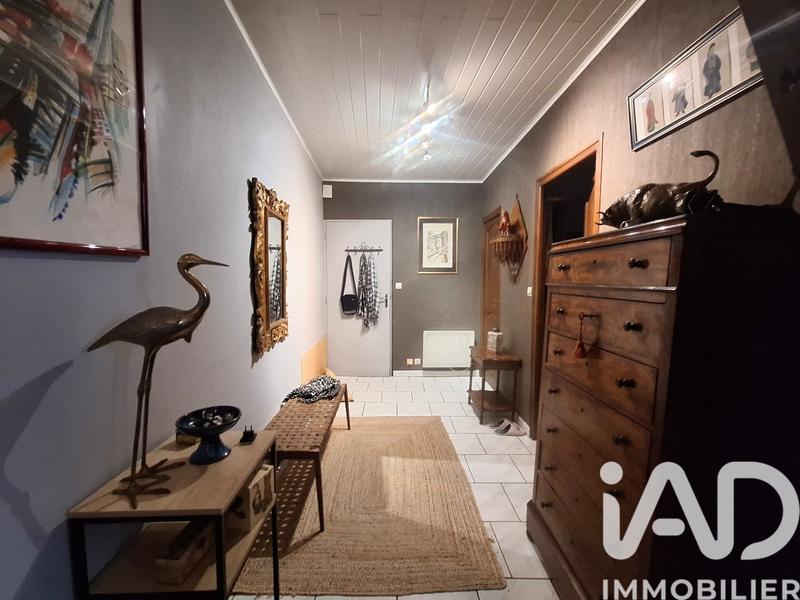 Maison - 210 m² - 5 pièces