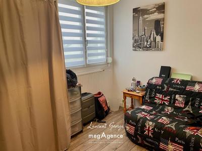 Appartement - 81 m² - 4 pièces