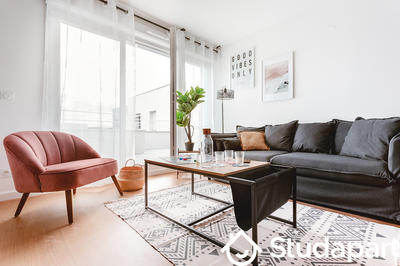 Chambre - 10 m² - 1 pièce