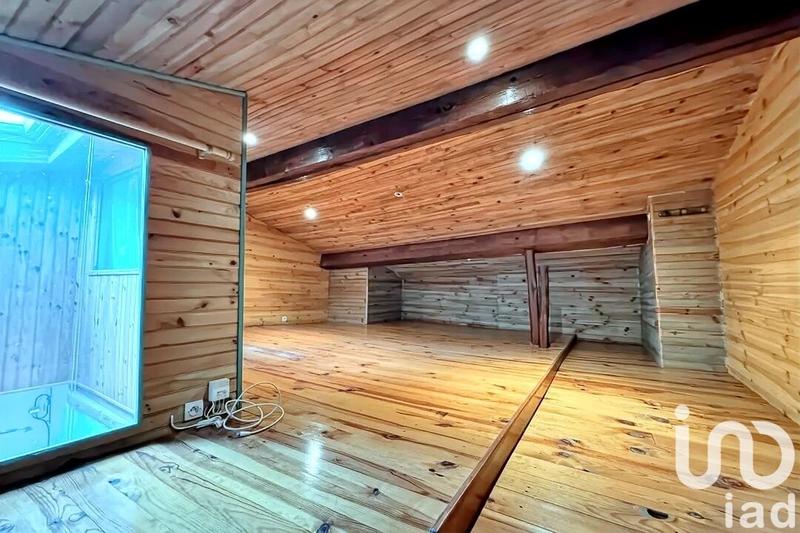 Maison - 266 m² - 10 pièces