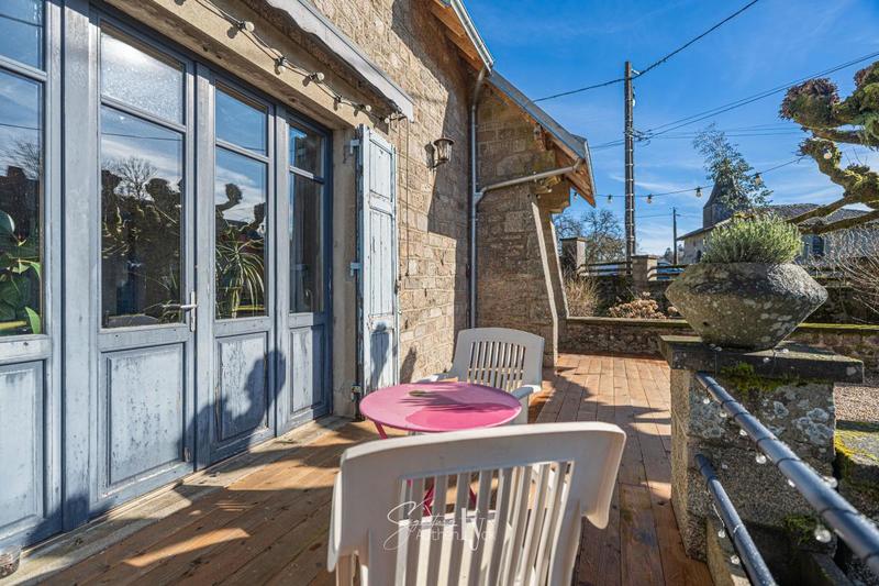 Maison - 95 m² - 4 pièces