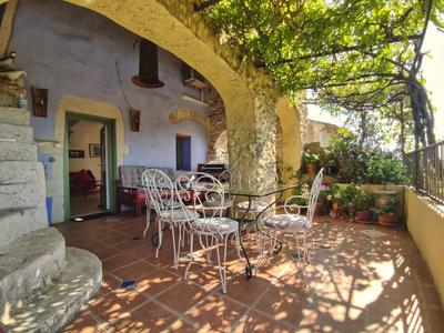 Maison en pierre - 183 m² - 8 pièces