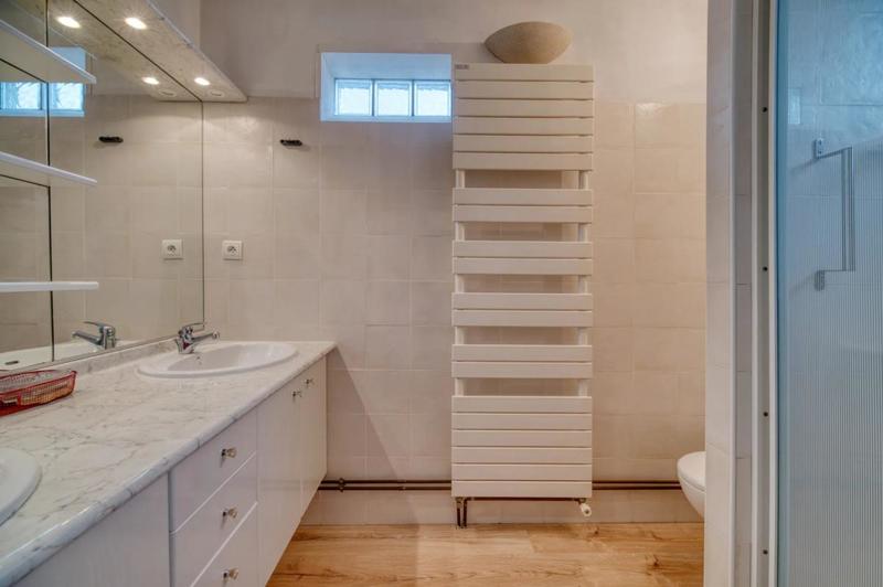 Maison - 196 m² - 7 pièces