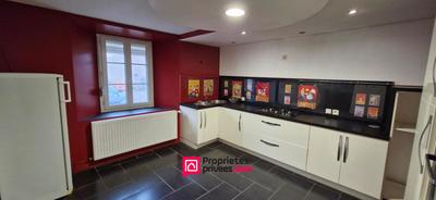 Maison - 150 m² - 4 pièces