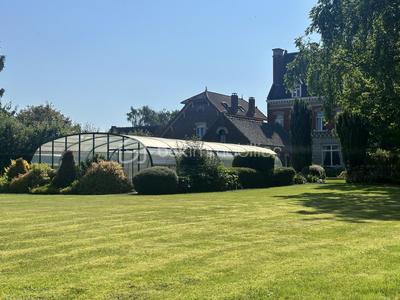 Maison de maîtres - 360 m² - 12 pièces