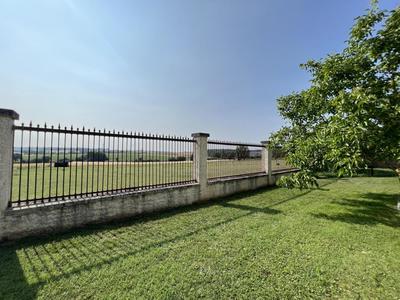 Demeure - 273 m² - 8 pièces