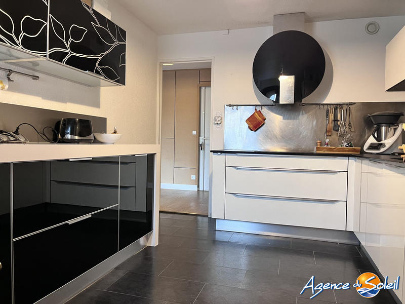 Appartement - 98 m² - 4 pièces