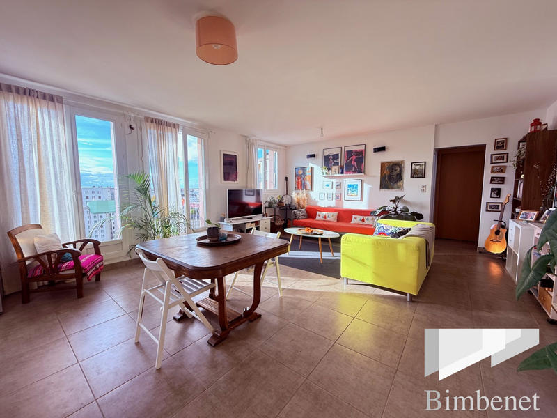 Appartement - 66 m² - 4 pièces