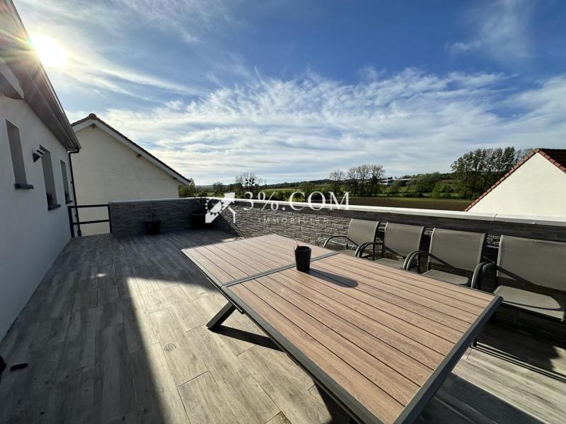 Pavillon - 104 m² - 4 pièces