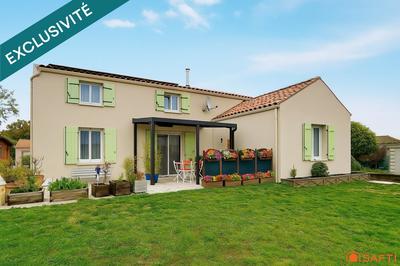 Maison - 82 m² - 4 pièces