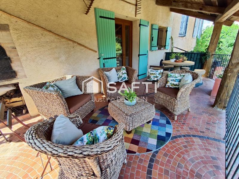 Maison - 137 m² - 5 pièces