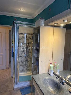 Villa - 160 m² - 8 pièces