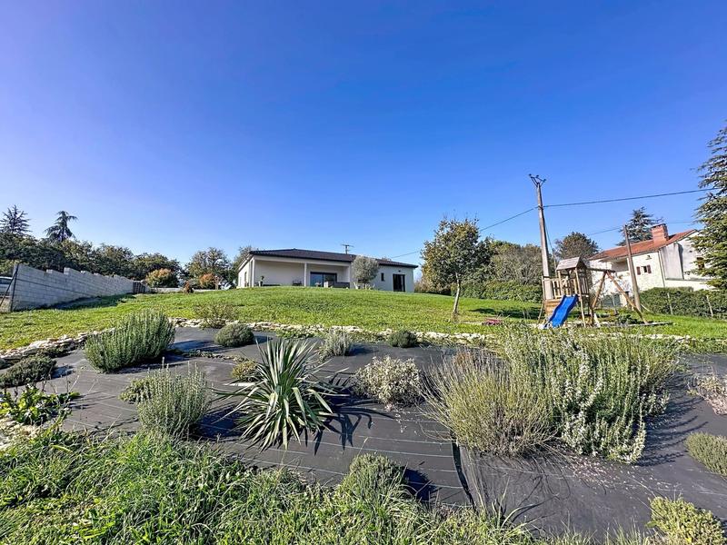 Maison - 149 m² - 4 pièces