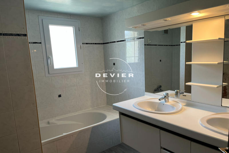 Villa - 132 m² - 5 pièces