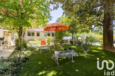 Appartement - 185 m² - 8 pièces