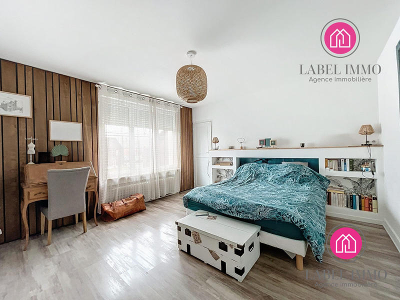 Maison - 200 m² - 10 pièces