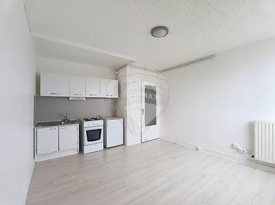 Studio - 19 m² - 1 pièce