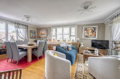 Appartement - 95 m² - 4 pièces