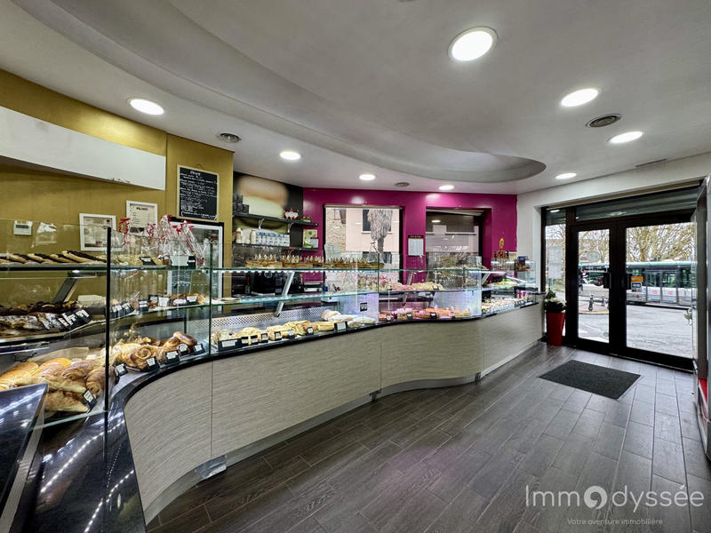 Local commercial - 189 m² - 3 pièces