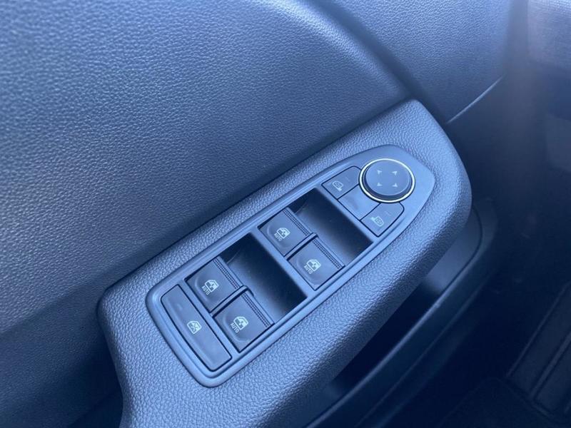 Renault Clio V Evolution E-Tech full hybrid 145 -24