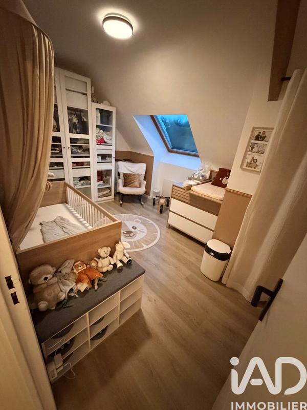 Maison - 90 m² - 4 pièces