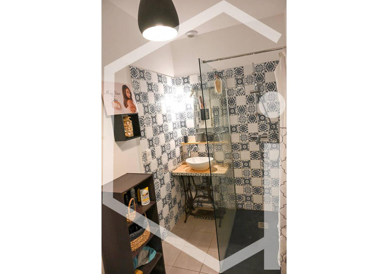 Maison - 193 m² - 9 pièces