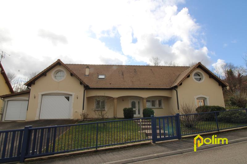 Maison - 186 m² - 6 pièces