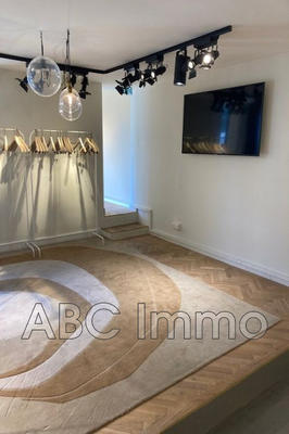 Local commercial - 157 m²