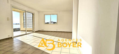 Appartement - 97 m² - 4 pièces